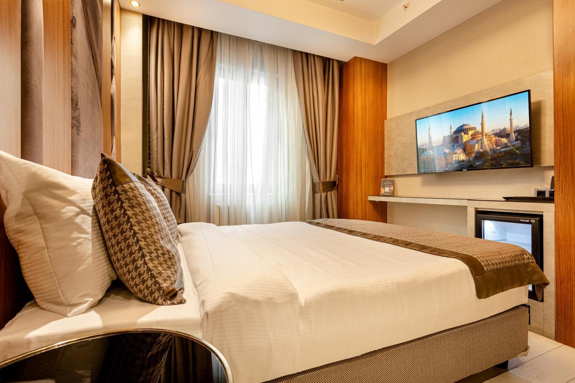 Santra Hotel — Photos 2